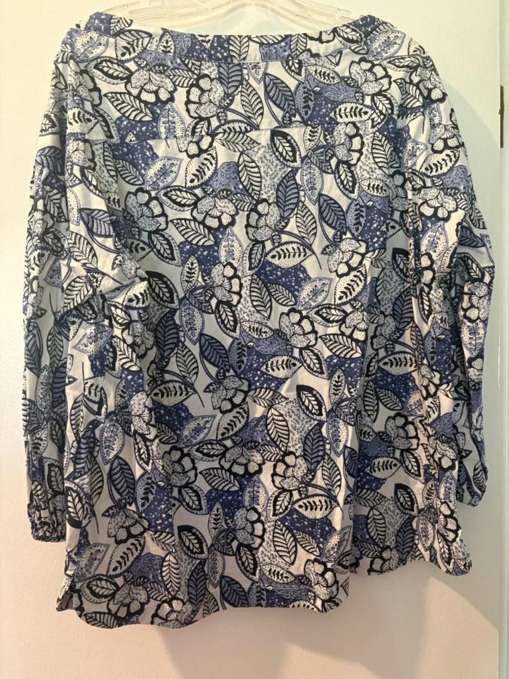BURU Button Sleeve Blouse and Smocked Waist Mini Skirt in Blue Leaves Size 1X
